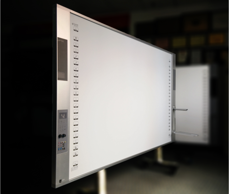 多媒體一體機（jī）